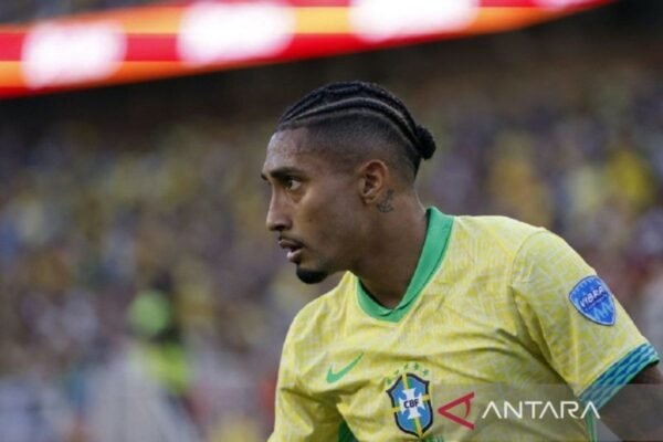 Raphinha Menyatakan Yakin Dapat Cetak Gol Melawan Timnas Argentina Raphinha Menyatakan Yakin Dapat Cetak Gol Melawan Timnas Argentina