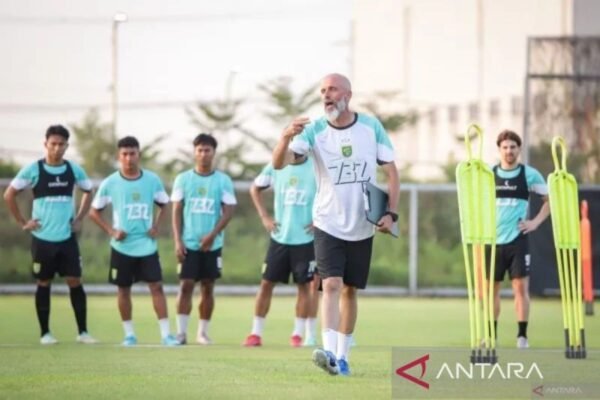 Pemain Persebaya Menghadapi Uji Coba di Australia dengan Siaran Televisi Nasional Pemain Persebaya Menghadapi Uji Coba di Australia dengan Siaran Televisi Nasional