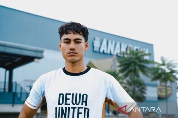 Rafael Struick Resmi Menjadi Pemain Baru Dewa United