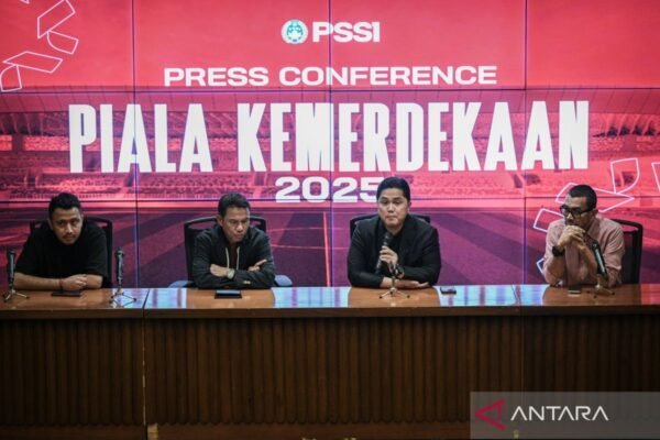 Berikut adalah beberapa alternatif judul untuk "Daftar Resmi Empat Negara Peserta Piala Kemerdekaan 2025":

1. "Empat Negara yang Mengikuti Piala Kemerdekaan 2025: Daftar Resmi"
2. "Piala Kemerdekaan 2025: Daftar Resmi Empat Negara Peserta"
3. "Resmi: Empat Negara Ikut serta dalam Piala Kemerdekaan 2025"
4. "Daftar Resmi Peserta Piala Kemerdekaan 2025: Empat Negara Tampil"
5. "Empat Negara Resmi Berpartisipasi di Piala Kemerdekaan 2025"
6. "Pengumuman Resmi: Empat Negara Peserta Piala Kemerdekaan 2025"
7. "Piala Kemerdekaan 2025: Daftar Empat Negara Peserta Resmi"

Semoga salah satu judul di atas sesuai dengan kebutuhan Anda!