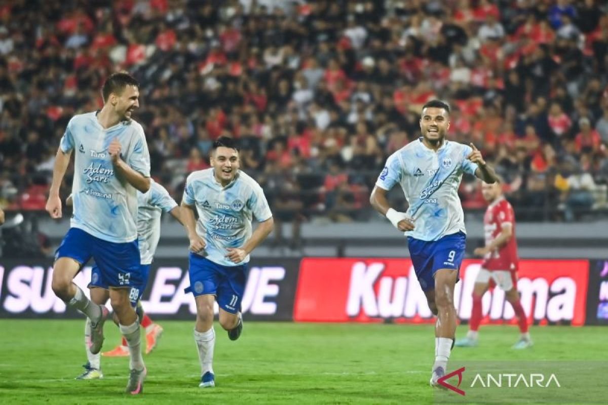 Van Gastel: Pertandingan Kontra PSM Makassar Akan Menjadi Tantangan Berat