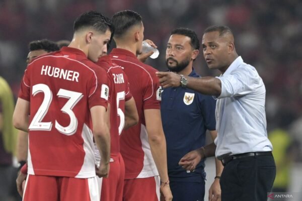 Miliano Jonathans dan Patrick Kluivert Telah Berkomunikasi